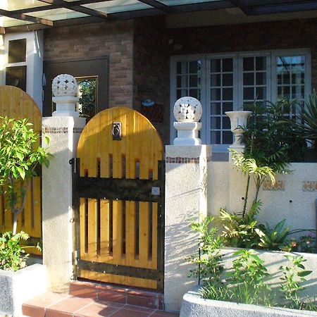 Alongs Garden Bed & Breakfast Heng-ch'un Dış mekan fotoğraf
