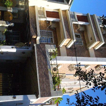 Alongs Garden Bed & Breakfast Heng-ch'un Dış mekan fotoğraf