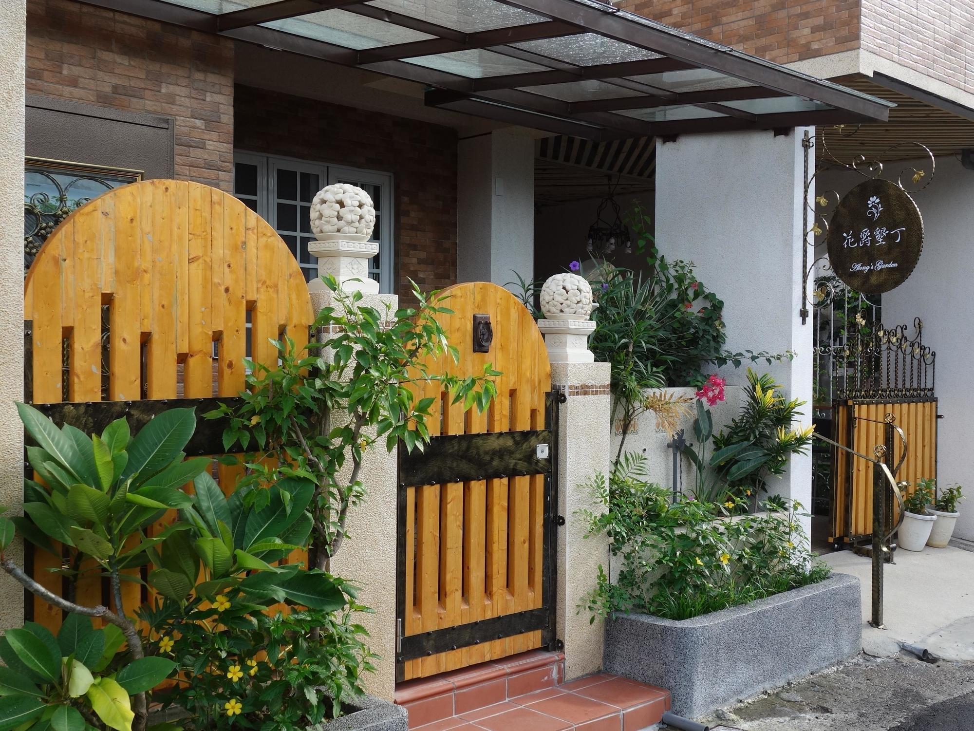 Alongs Garden Bed & Breakfast Heng-ch'un Dış mekan fotoğraf