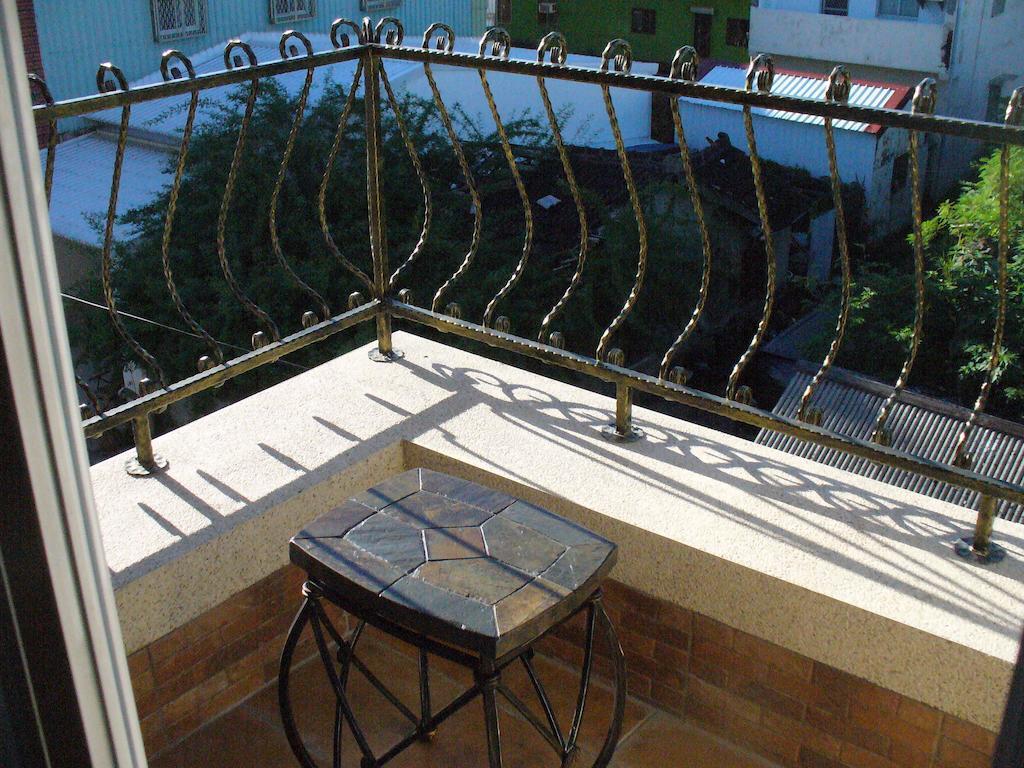 Alongs Garden Bed & Breakfast Heng-ch'un Dış mekan fotoğraf