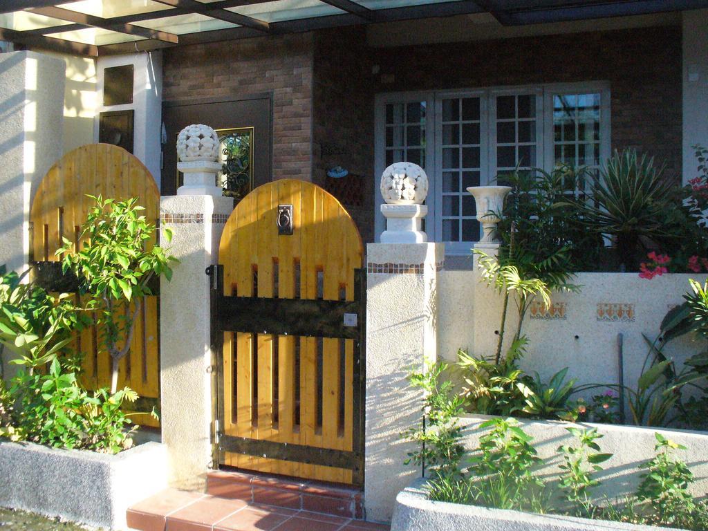Alongs Garden Bed & Breakfast Heng-ch'un Dış mekan fotoğraf