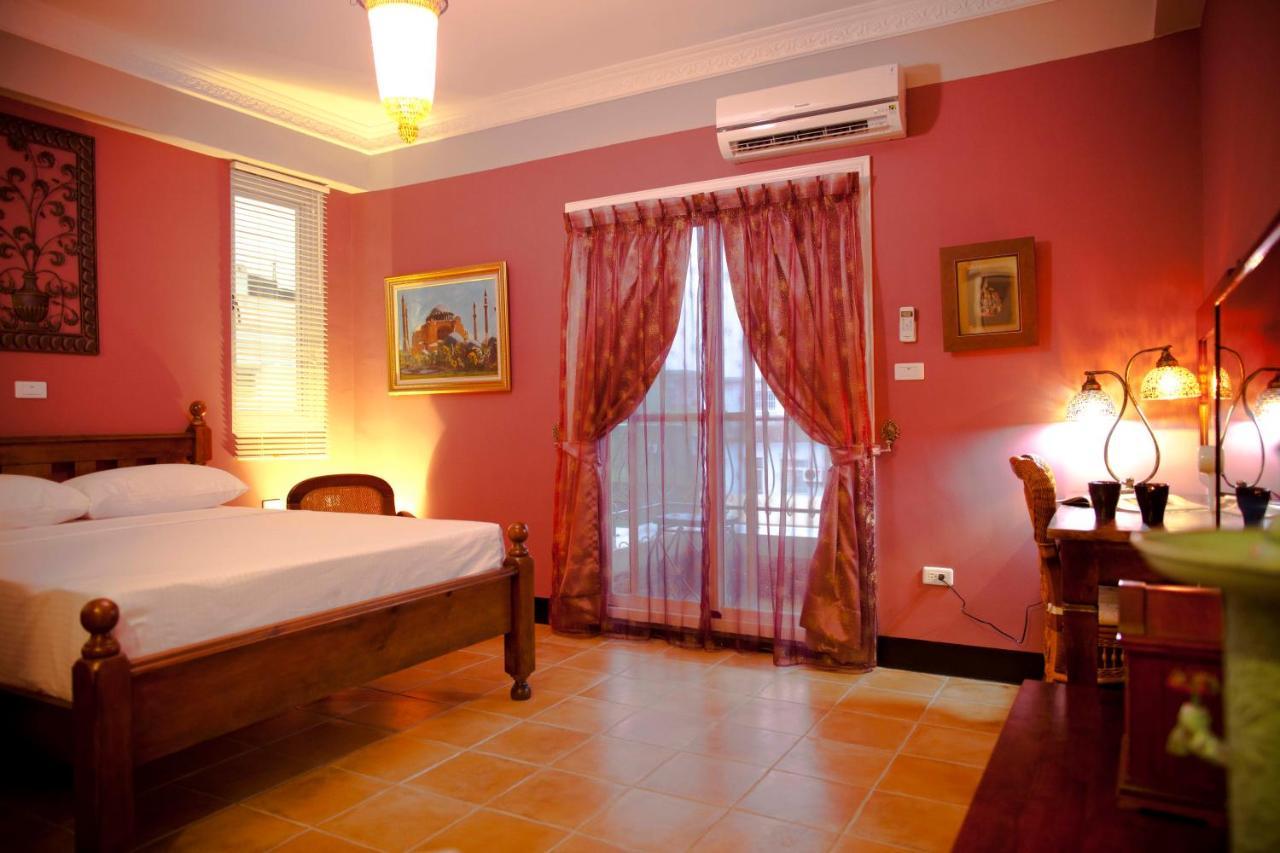 Alongs Garden Bed & Breakfast Heng-ch'un Dış mekan fotoğraf