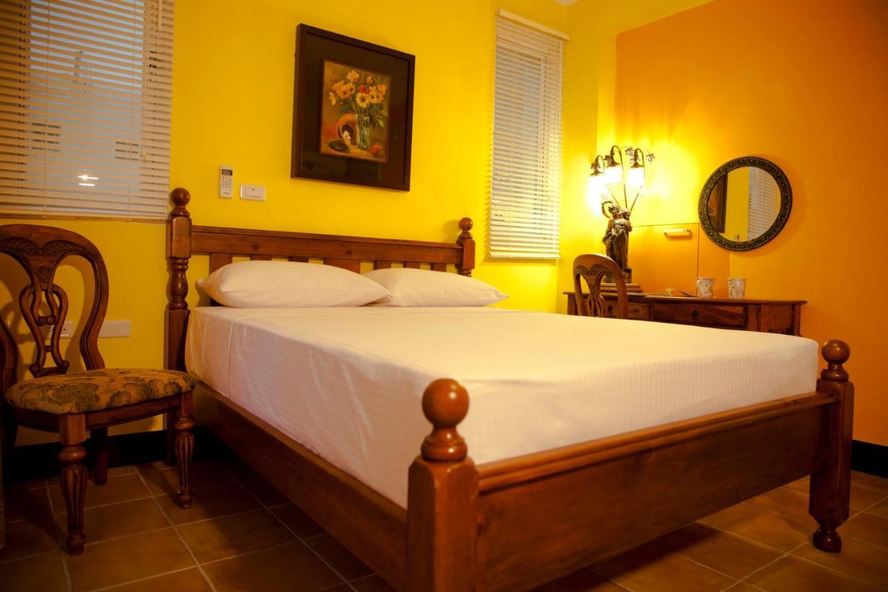 Alongs Garden Bed & Breakfast Heng-ch'un Dış mekan fotoğraf