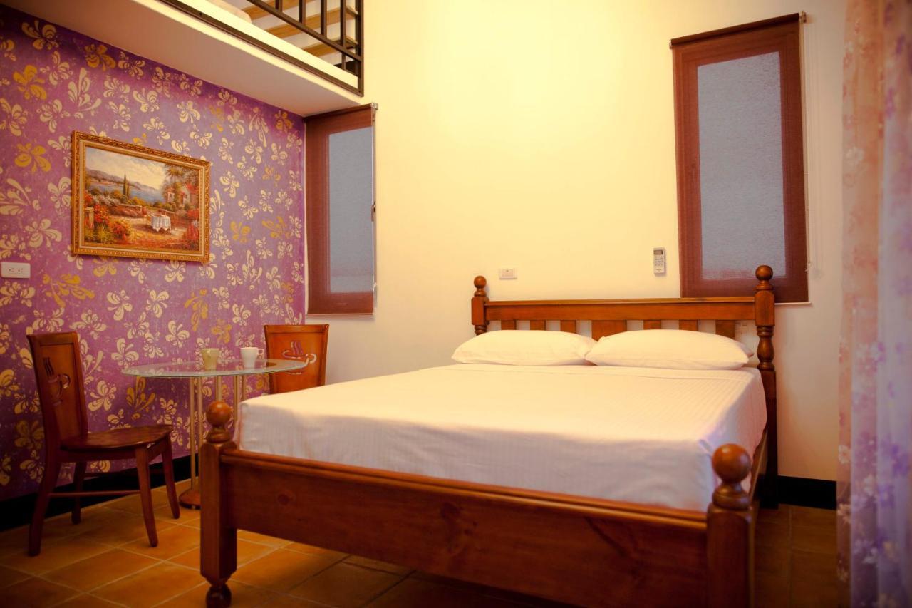 Alongs Garden Bed & Breakfast Heng-ch'un Dış mekan fotoğraf
